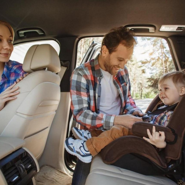 Test dječjih autosjedalica (ilustracija)