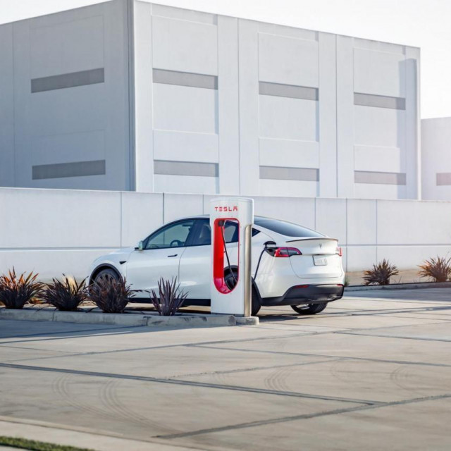 Tesla Supercharger (ilustracija)