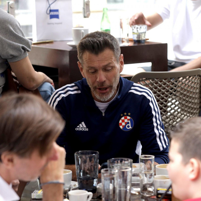 Zvonimir Boban u modroj trenirki sa svima znanim amblemom