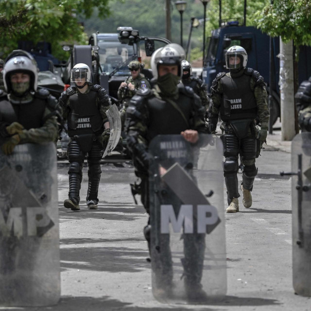 NATO trupe na Kosovu