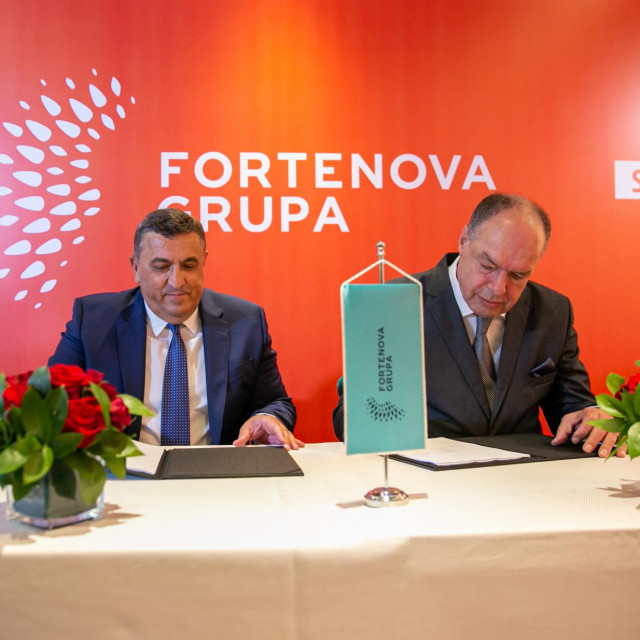 Potpisivanje ugovora Mercator-Cg i Franca