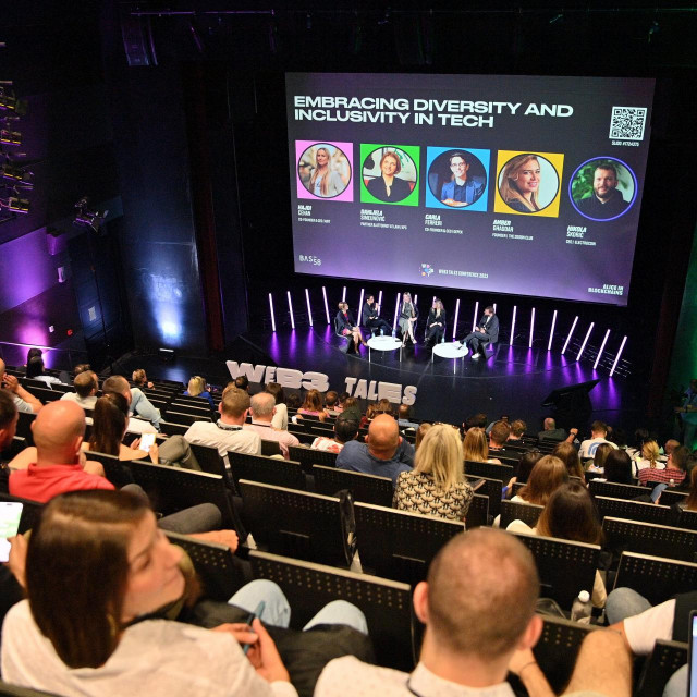 Danijela Simeunović, Carla Ferreri, Hajdi Ćenan, Amber Gaddhar i Nikola Skorić na panelu ”Različitost i inkluzivnost u tehnološkoj industriji” na konferenciji Web3 Tales