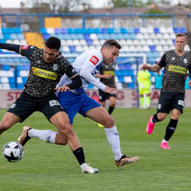 Marin Leovac (desno)