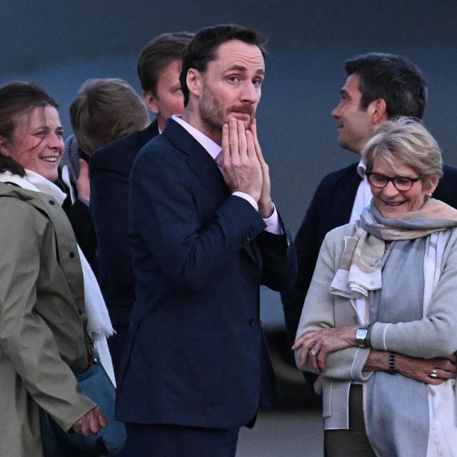 Belgija je objavila da su dvojica Austrijanca i Danac zamijenjeni za iranskog diplomata Asatolaha Asadija u iransko-belgijskoj razmjeni zatvorenika u kojoj je prošli tjedan oslobođen i belgijski humanitarni radnik Olivier Vandecasteele