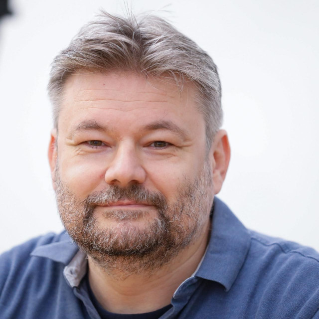 Zagreb, 150520.
Konferencijska dvorana, Hanza media.
Cajanka novinara Borisa Vlasica.
Na fotografiji: Kristian Vlahovicek.
