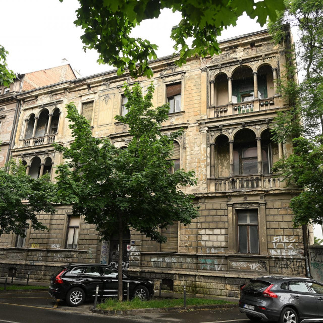Zgrada Hermana Bollea