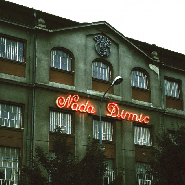 Kompleks tvornice još uvijek stoji na uglu Branimirove i Erdödijeve ulice