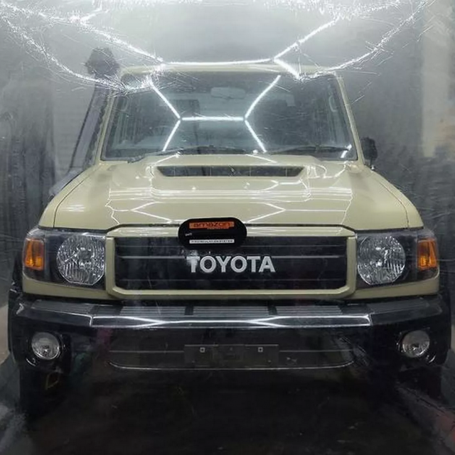 2021. Toyota Land Cruiser 70th Anniversary Edition