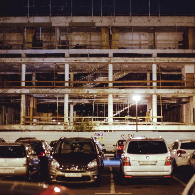 Napuštena zgrada u Paromlinskoj