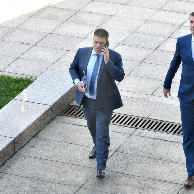 Oleg Butković i Davor Filipović dolaze na sjednicu Vlade