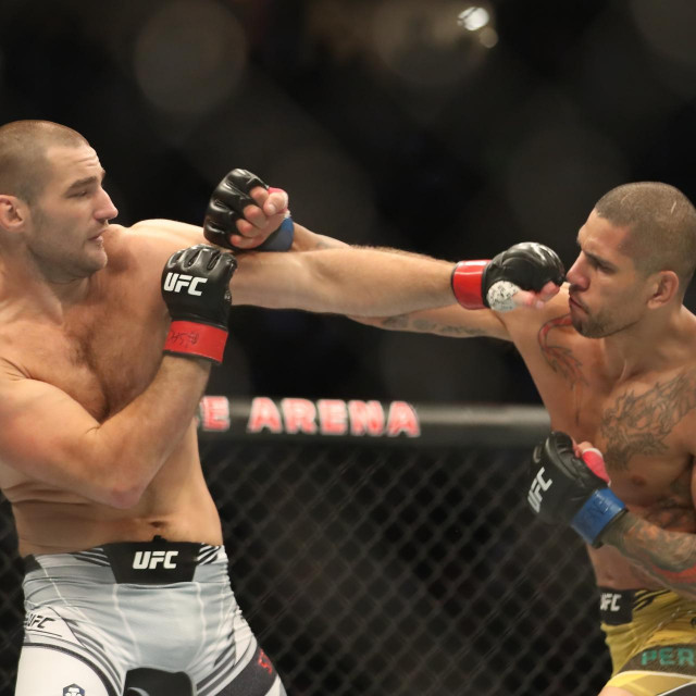 Alex Pereira vs. Sean Strickland