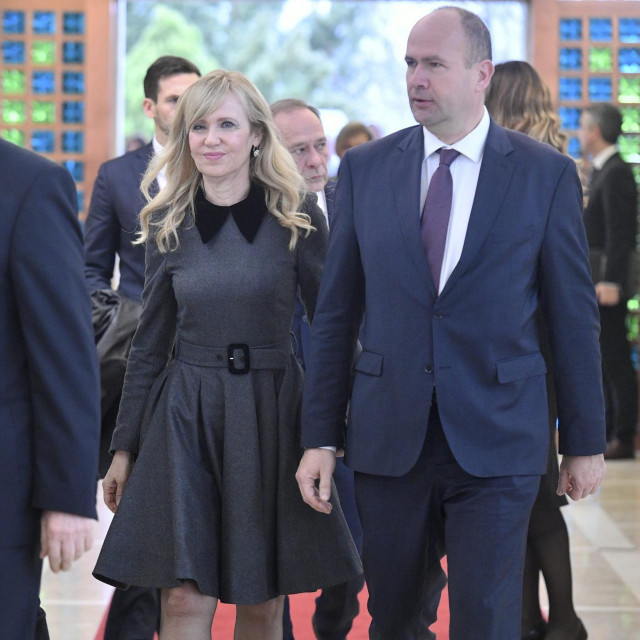 Ustavni suci Ingrid Antičević Marinović (sredina) i Andrej Abramović (desno)
