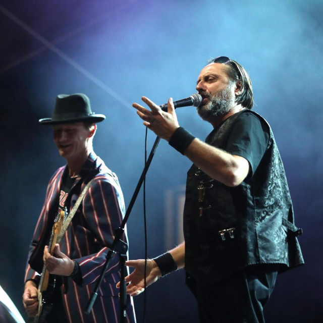 Koncert benda Zabranjeno pušenje u Hala Parku.
Na fotografiji: Sejo Sexson