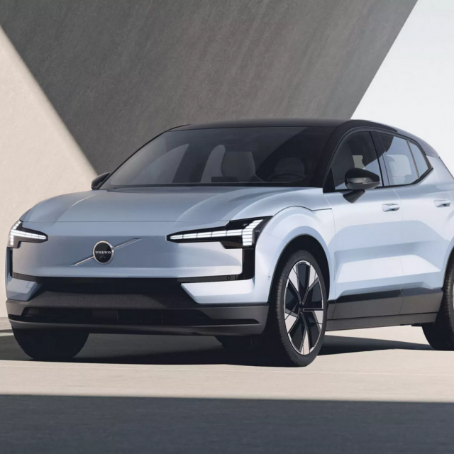 Volvo EX30 EV