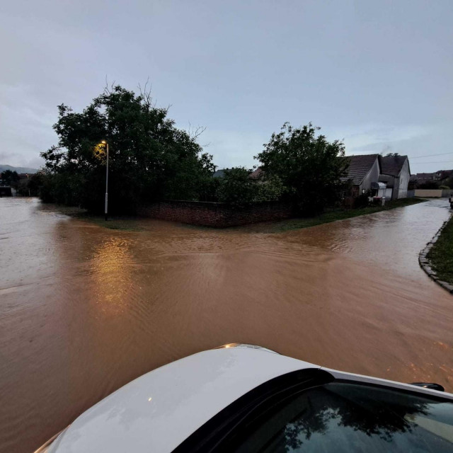 Poplavljene ulice Požege