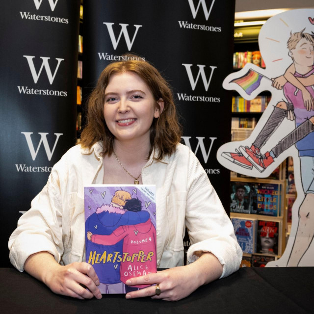 Serija grafičkih romana ”Heartstopper” Alice Oseman bilježi rekorde u prodaji