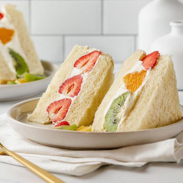 Fruit Sando
