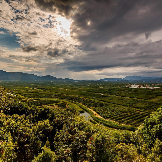 Pogled na Opuzen