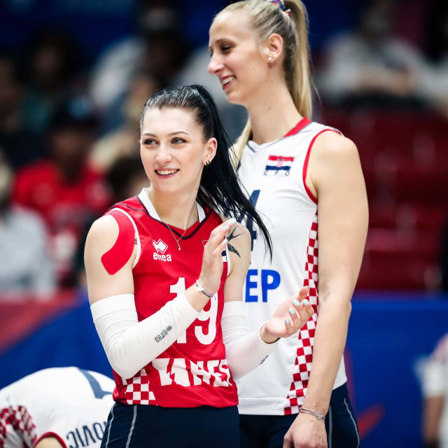 Izabela Štimac s reprezentacijom igra VNL