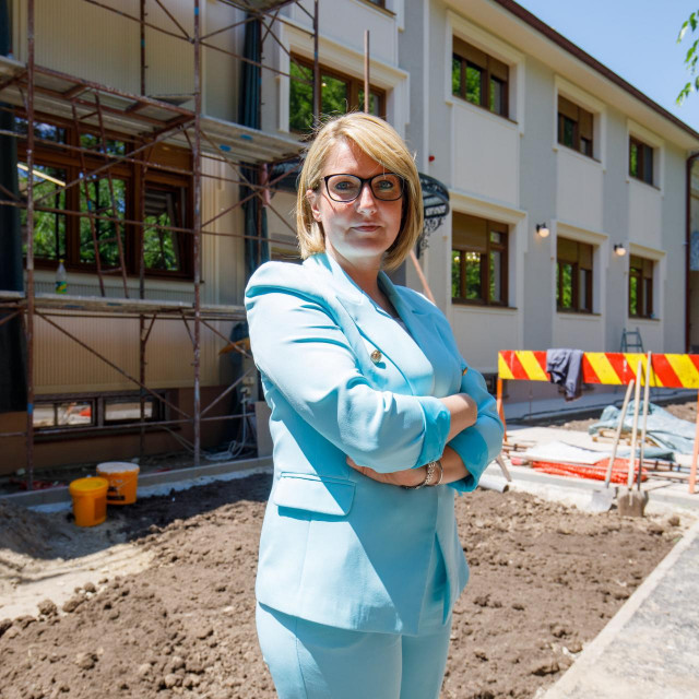 Jutarnji je posjetio zgradu HNV-a čiju je gradnju s 1,6 milijuna eura financirala Hrvatska; na fotografiji: Jasna Vojnić