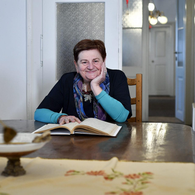 ‘Bila sam urednica kulture. Plaća mi nije bila dovoljna ni za potplate od cipela‘