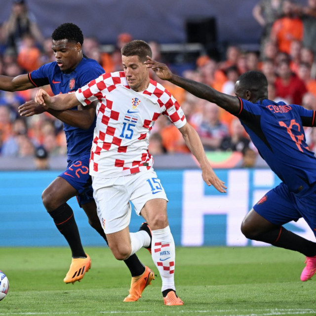 Mario Pašalić, Denzel Dumfries i Lutsharel Geertruida