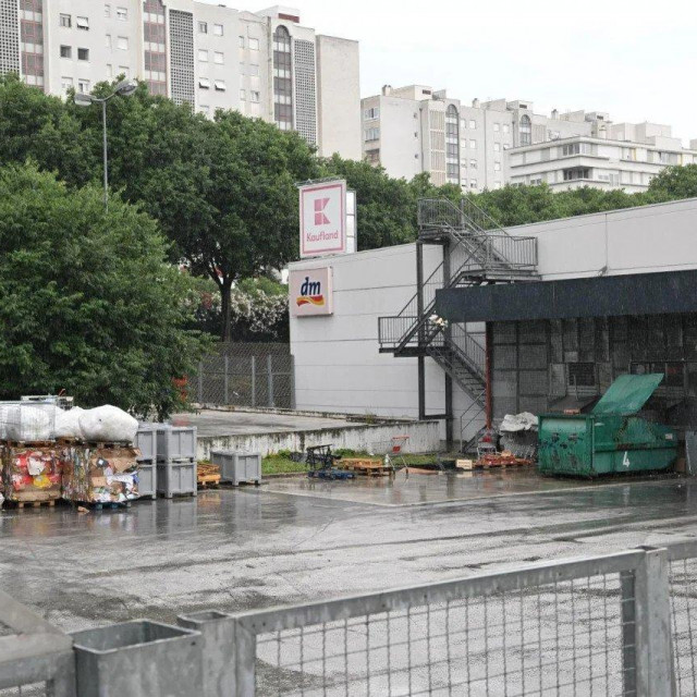 Kaufland na Ravnim njivama u četvrtak je bio zatvoren, tragična smrt radnice pogodila je kolege i kupce