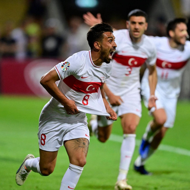 Slavlje Turaka u 96. minuti