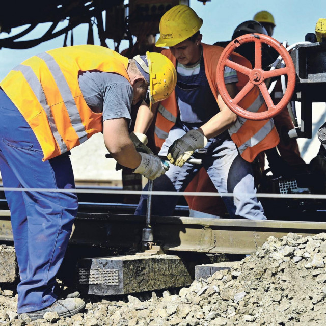 Pruga Dugo Selo - Križevci gradi se još od srpnja 2016. godine, međutim, završetak joj se ne nazire