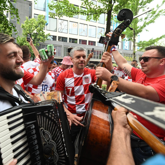 Nizozemska, Rotterdam, 180623.
 