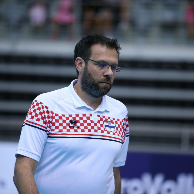 Enard Cedric