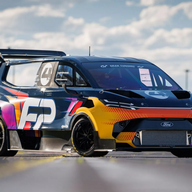 Ford Performance E-Transit SuperVan 4.2