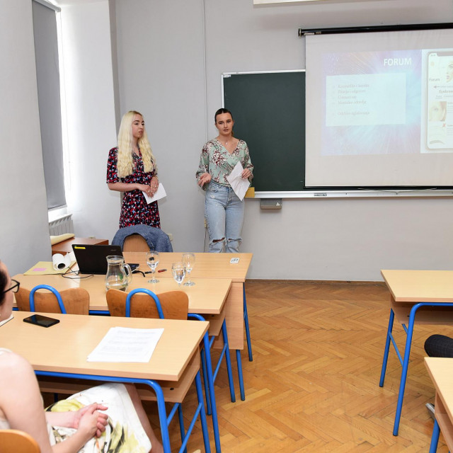 Studentice Melita Gudelj i Katarina Mandić