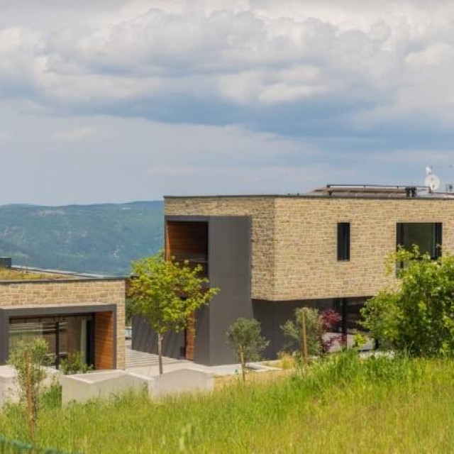 Vila Fabrisa Peruška u Zamasku