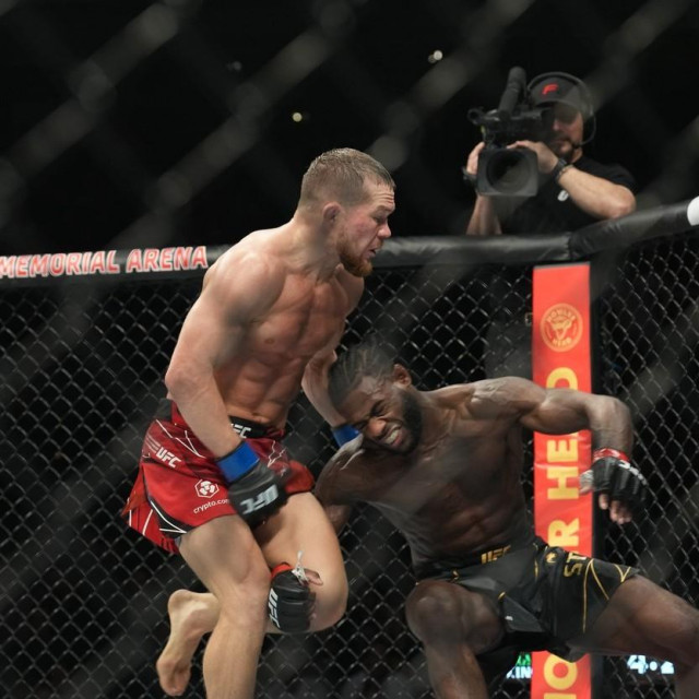 L) Petr Yan battles Aljamain Sterling in their Bantamweight fight during the UFC 273 event at Vystar Memorial Arena on April 9, 2022 in Jacksonville, Florida, United States.
09 Apr 2022,Image: 681649097, License: Rights-managed, Restrictions: NO Argentina, Australia, Bolivia, Brazil, Chile, Colombia, Finland, France, Georgia, Hungary, Japan, Mexico, Netherlands, New Zealand, Poland, Romania, Russia, South Africa, Uruguay, Model Release: no, Pictured: R) Petr Yan battles Aljamain Sterling in their Bantamweight fight during the UFC 273 event at Vystar Memorial Arena on April 9, 2022 in Jacksonville, Florida, United States, Credit line: ZUMAPRESS.com/MEGA/The Mega Agency/Profimedia