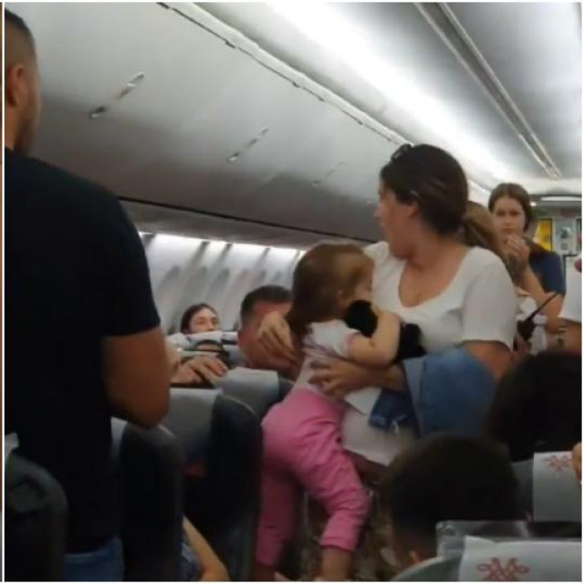 Prizori iz zrakoplova