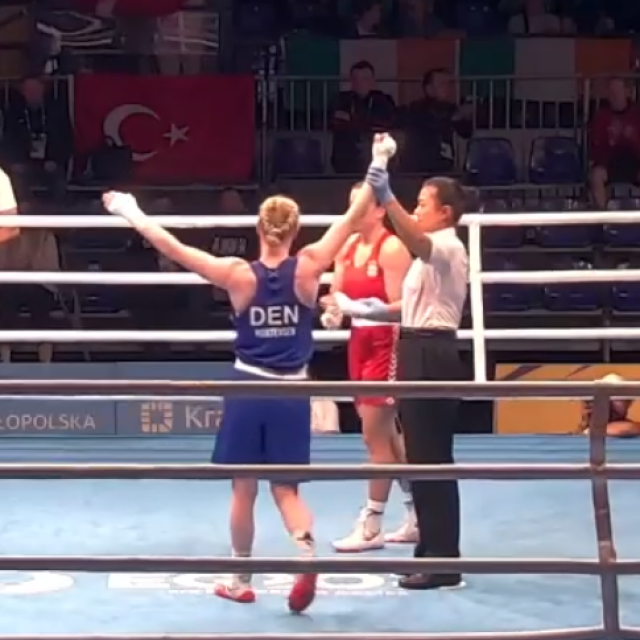 Dea Bolanča (crvena) vs. Melissa Mortensen