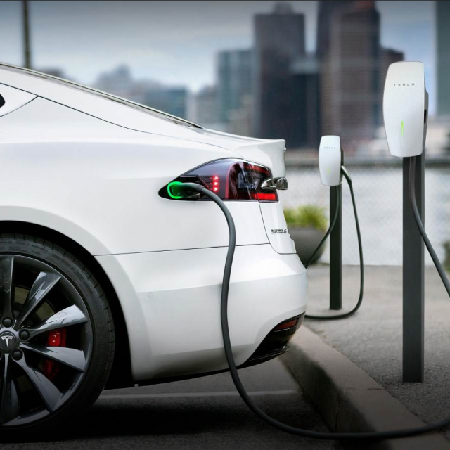 Tesla punjenje (ilustracija)