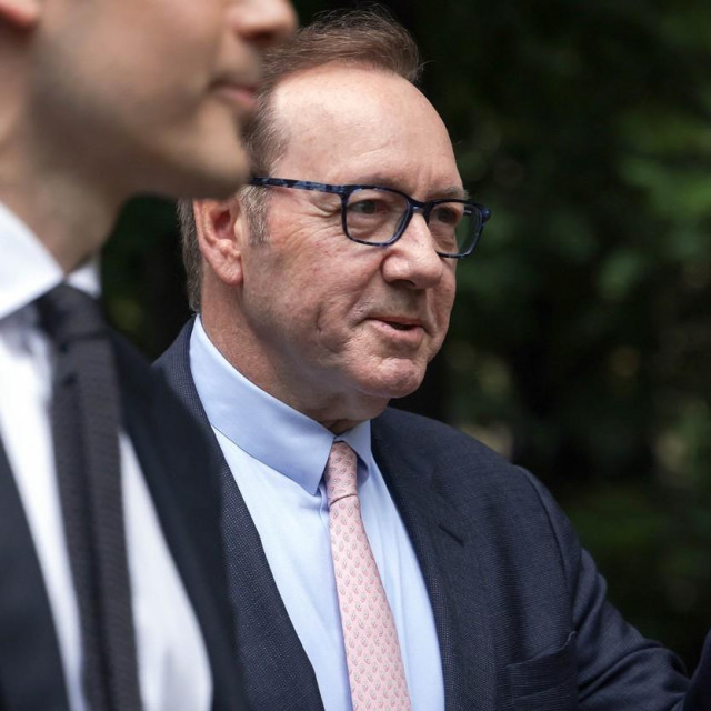 Kevin Spacey pred sudom