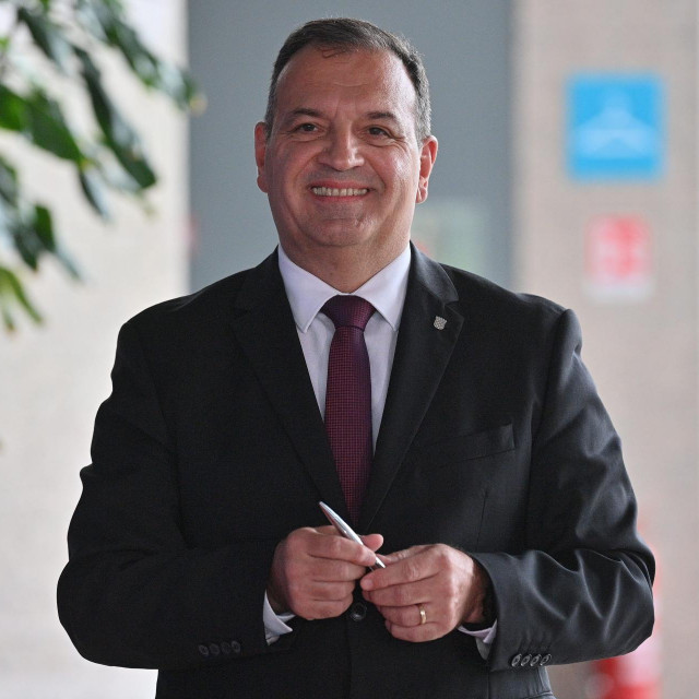Vili Beroš
 
