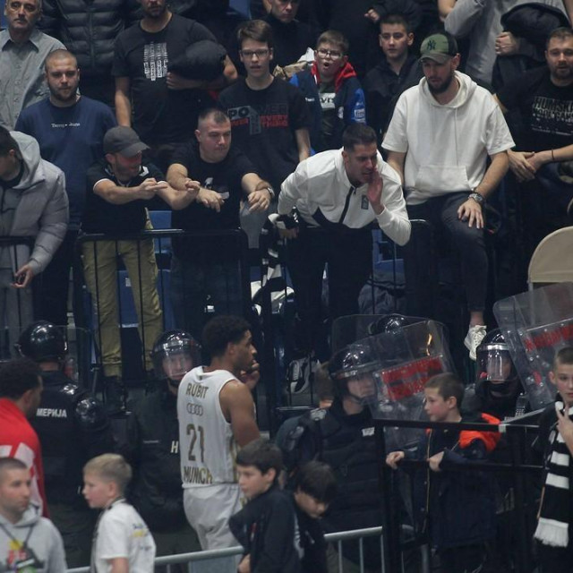 Ilustracija, navijači 