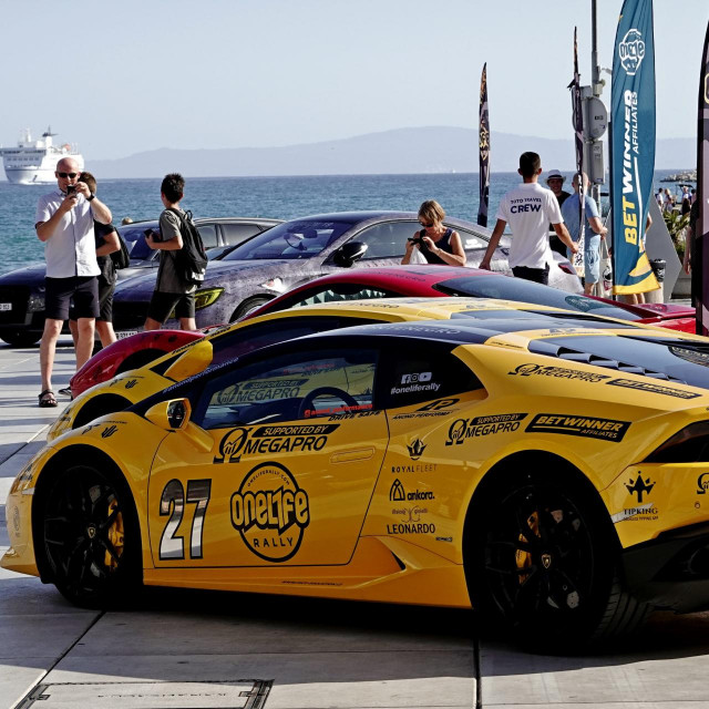 Superautomobili iz karavane OneLife Rally