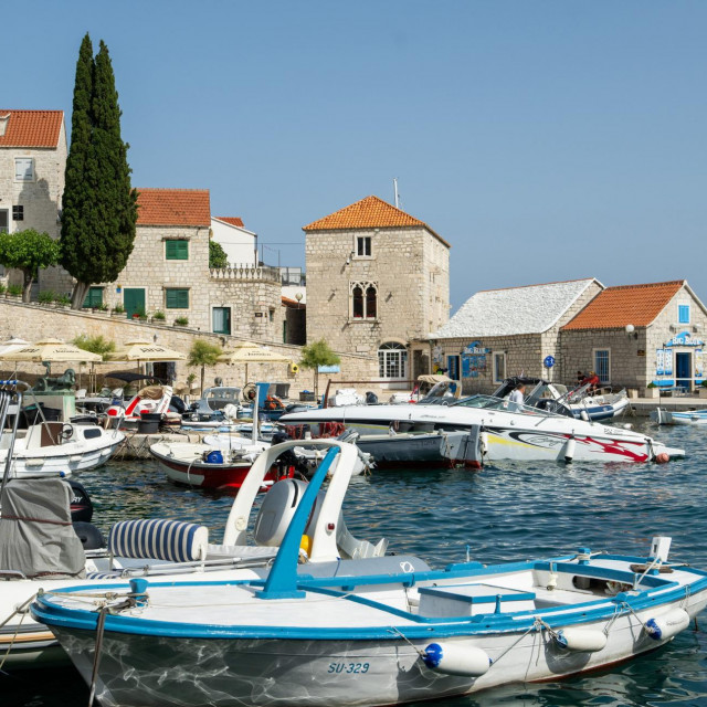 Bol, otok Brač/ilustracija