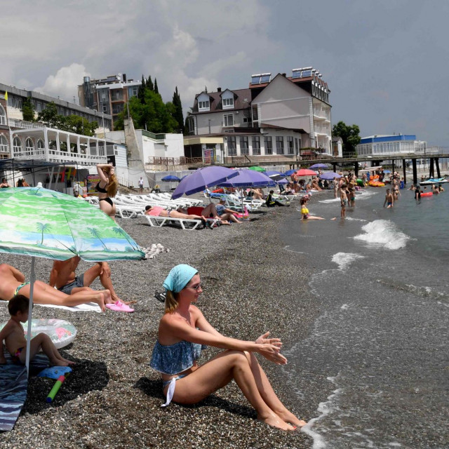 Pojedini all inclusive hoteli snizili su cijene i do 60 posto, ali unatoč velikim popustima, popunjenost smještajnih kapaciteta je oko 40 do 50 posto