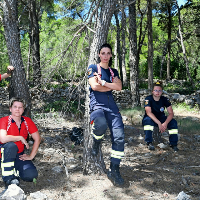 Zdenka Hiržin, Valentina Novak, Ana Kapoši i Barbara Svrtan