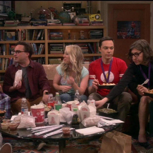 Teorija velikog praska

Johnny Galecki, Kaley Cuoco, Jim Parsons, Mayim Bialik, Simon Helberg, Melissa Rauch, Kunal Nayyar

 