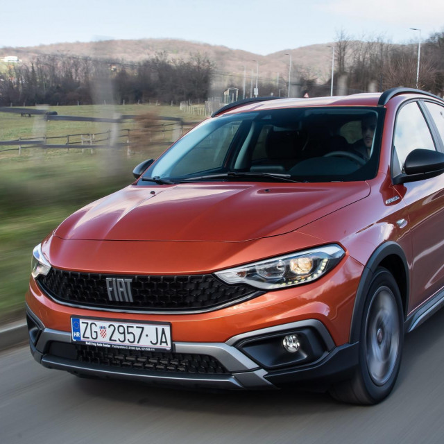 Fiat Tipo Cross