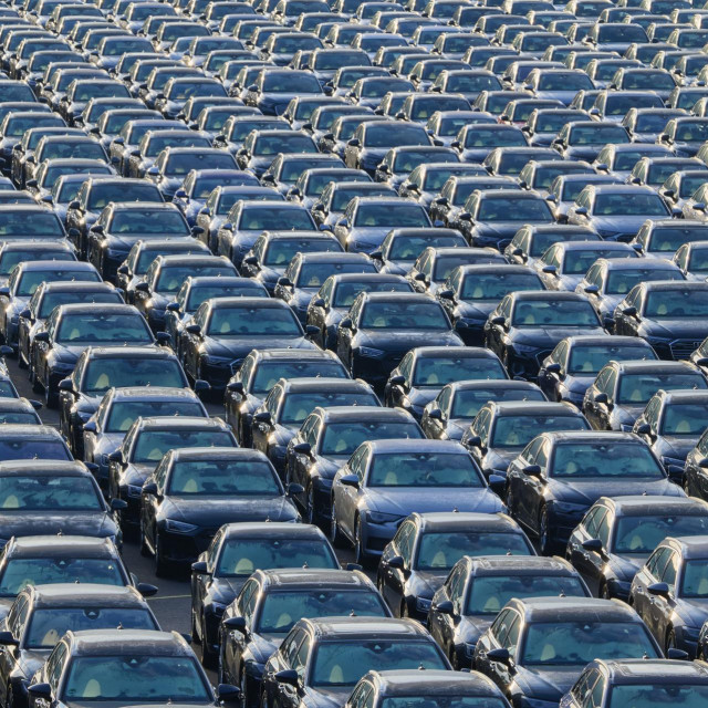 Novi automobili, ilustracija