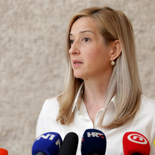 Mirela Ahmetović