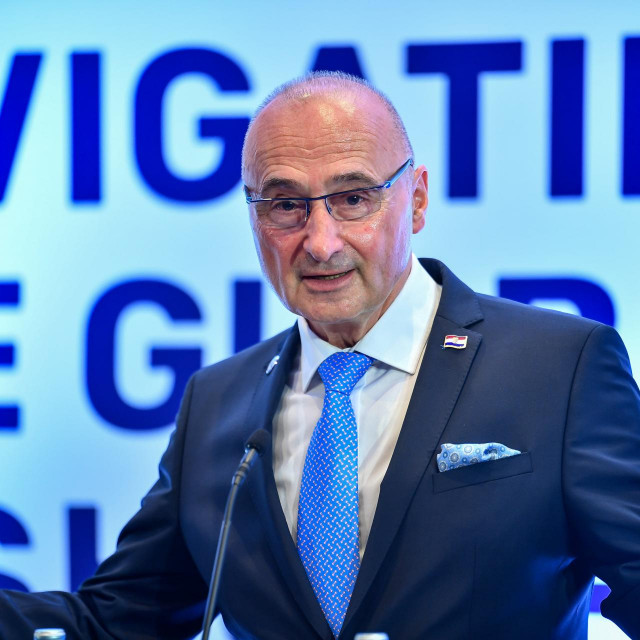 Gordan Grlić Radman